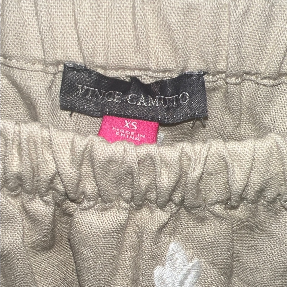 Vince Camuto Beige Midi Dress with White Embroidery - Picture 2 of 7
